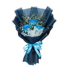Bouquet bunga biru elegan dengan pita, online florist terpercaya untuk hadiah istimewa