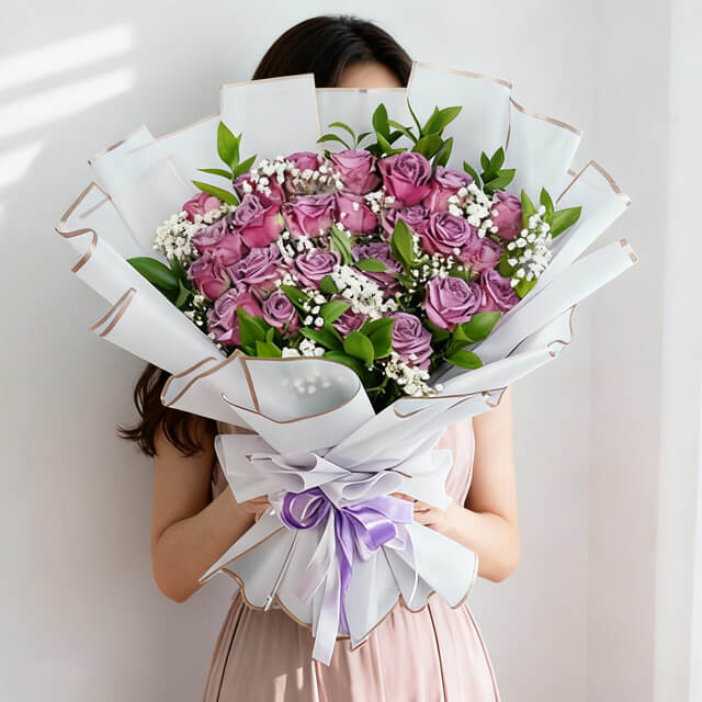 Rangkaian Elegan 3 Mawar Ungu - Wonder Regal Purple