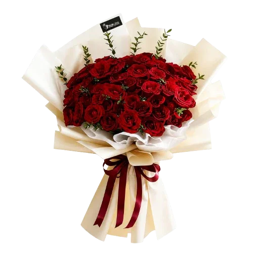Buket mawar merah elegan dari online florist, dikemas rapi dengan pita merah