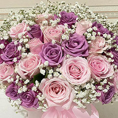 Buket bunga mawar ungu dan pink dengan baby's breath, online florist terpercaya untuk hadiah spesial