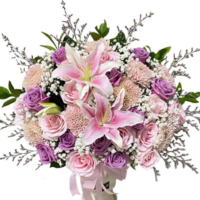 Bouquet bunga mawar dan lili warna ungu dan pink, online florist terpercaya