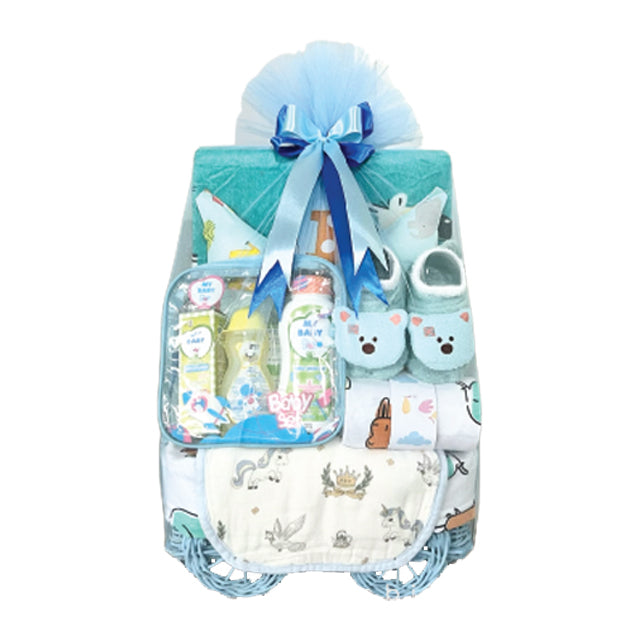 Hadiah bayi lucu dengan aksesori lengkap, ideal dari online florist untuk hadiah spesial