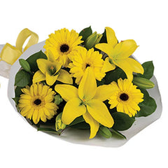 Buket bunga kuning segar dari online florist, ideal untuk hadiah atau dekorasi