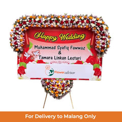 Bunga pernikahan online florist untuk Malang, rangkaian bunga merah dan putih dengan pesan selamat