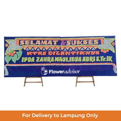 Papan Bunga Gandeng Selamat dan Sukses Nuansa Biru