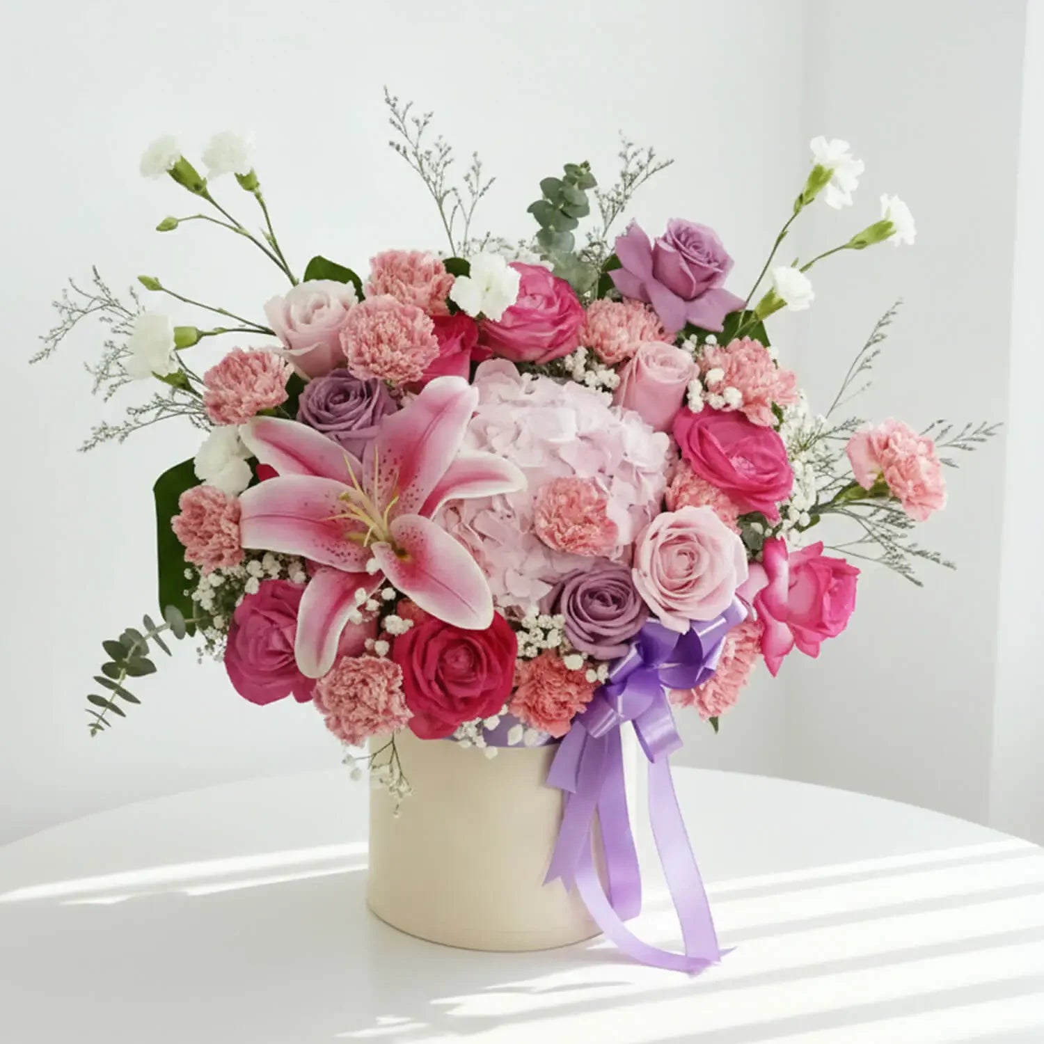 Bouquet bunga mawar dan lili warna pink ungu, online florist terpercaya