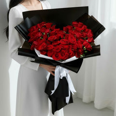 (60 Tangkai Luxury Mawar Merah) Maisie