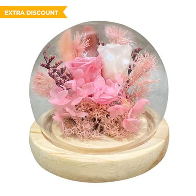 Bunga kering pink dalam bola kaca, hadiah cantik dari online florist