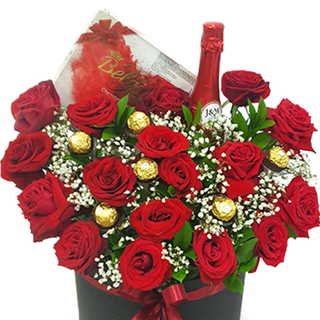 Frosty Delights - Red Roses with Chocolate
