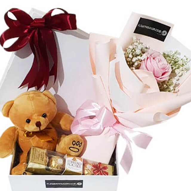 Buket Bunga Valentine Wonderland Bundle - VDAY 2025