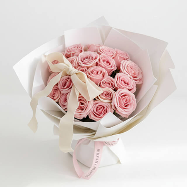 Corinne Petal Roses - Vday