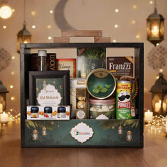 Hadiah Lebaran elegan dari online florist, isi kue, cokelat, dan souvenir ramadhan dalam kotak dekoratif