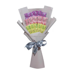 Bouquet unik dari bungkus permen warna-warni, kado lucu dari online florist