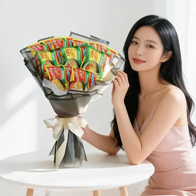 Buket Wisuda Indomie Delight Bouquet