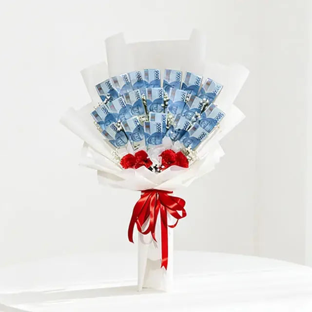 Money Bouquet 25 Lembar with Baby Breath and Roses