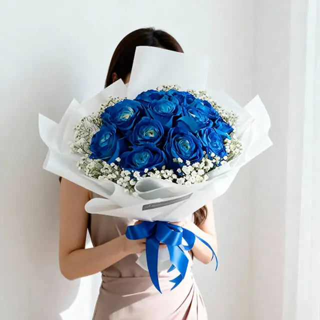 15 Blue Rose Bouquet Excellent