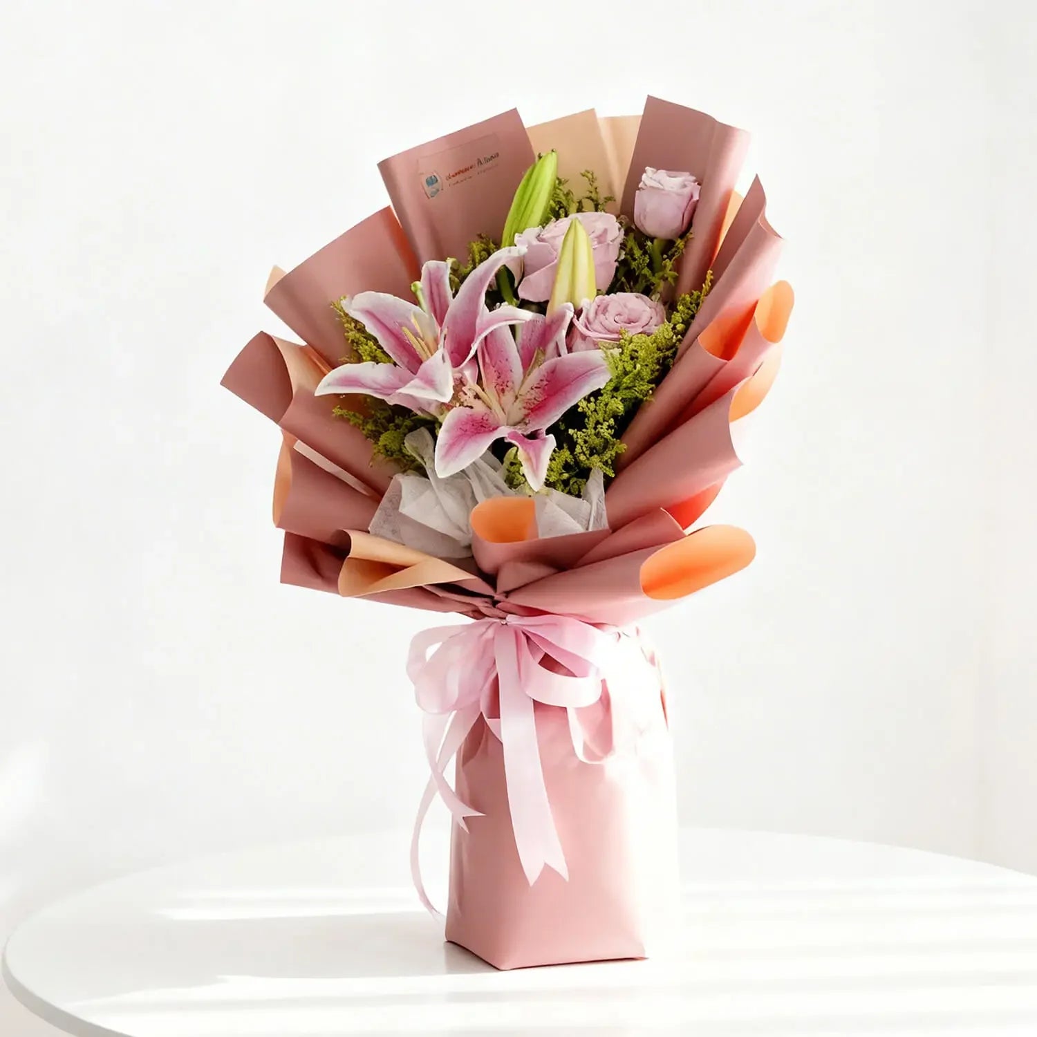Bouquet bunga mawar dan lili pink elegan, online florist terpercaya