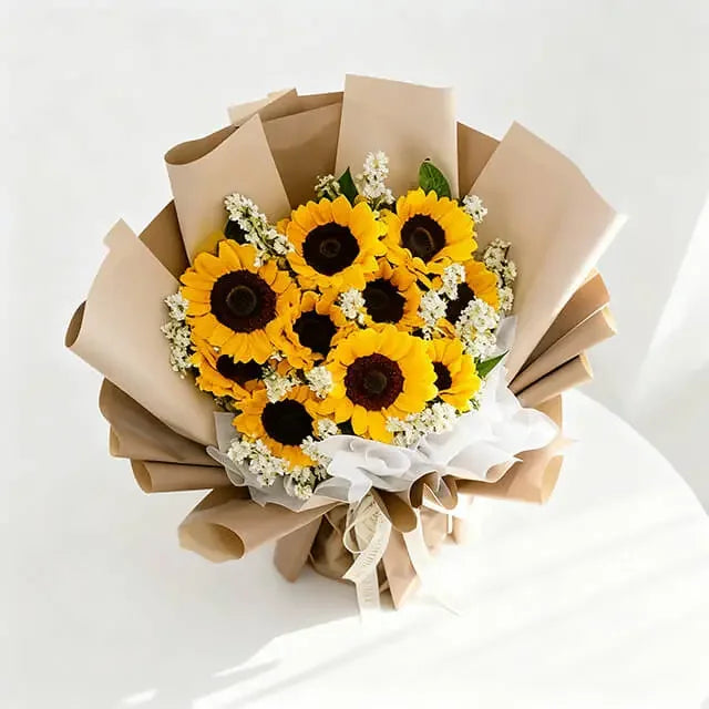 Buket bunga matahari cerah dari online florist, dikemas rapi dengan kertas cokelat dan pita putih