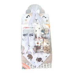 Hadiah bayi lucu dengan mainan, sepatu, dan perlengkapan makan Pigeon, ideal untuk kado online florist