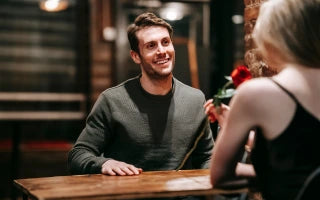 Tips Memilih Bunga untuk First Date yang Sempurna, Jangan Salah Pilih!