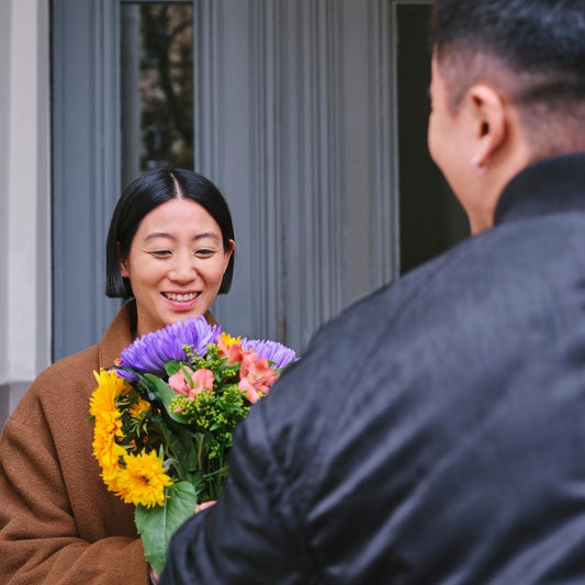 7 Cara Menyatakan Cinta di Hari Valentine, Anti Gagal!