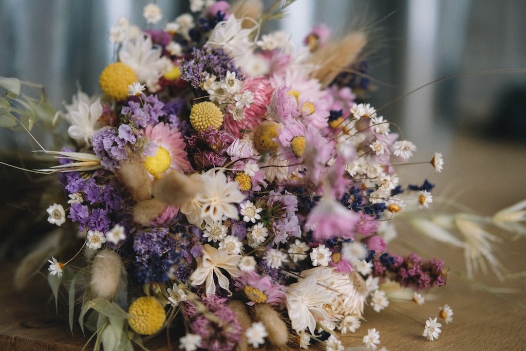 Semua Tentang Dried Flowers : Cara Membuat, kelebihan, dan kekurangannya di Tahun 2023