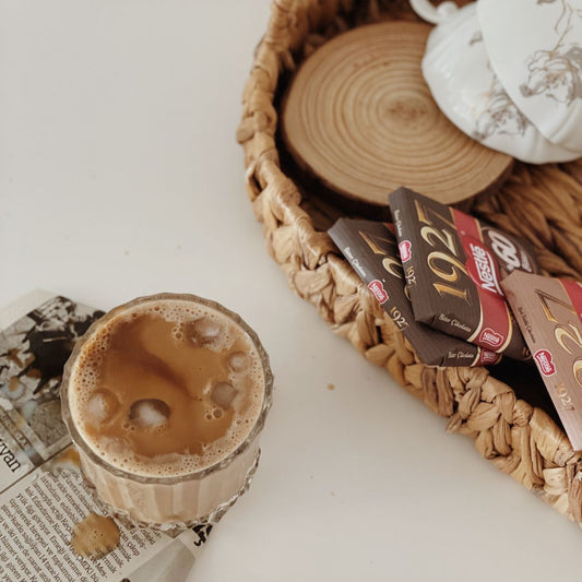 Hampers Bunga dan Cokelat 