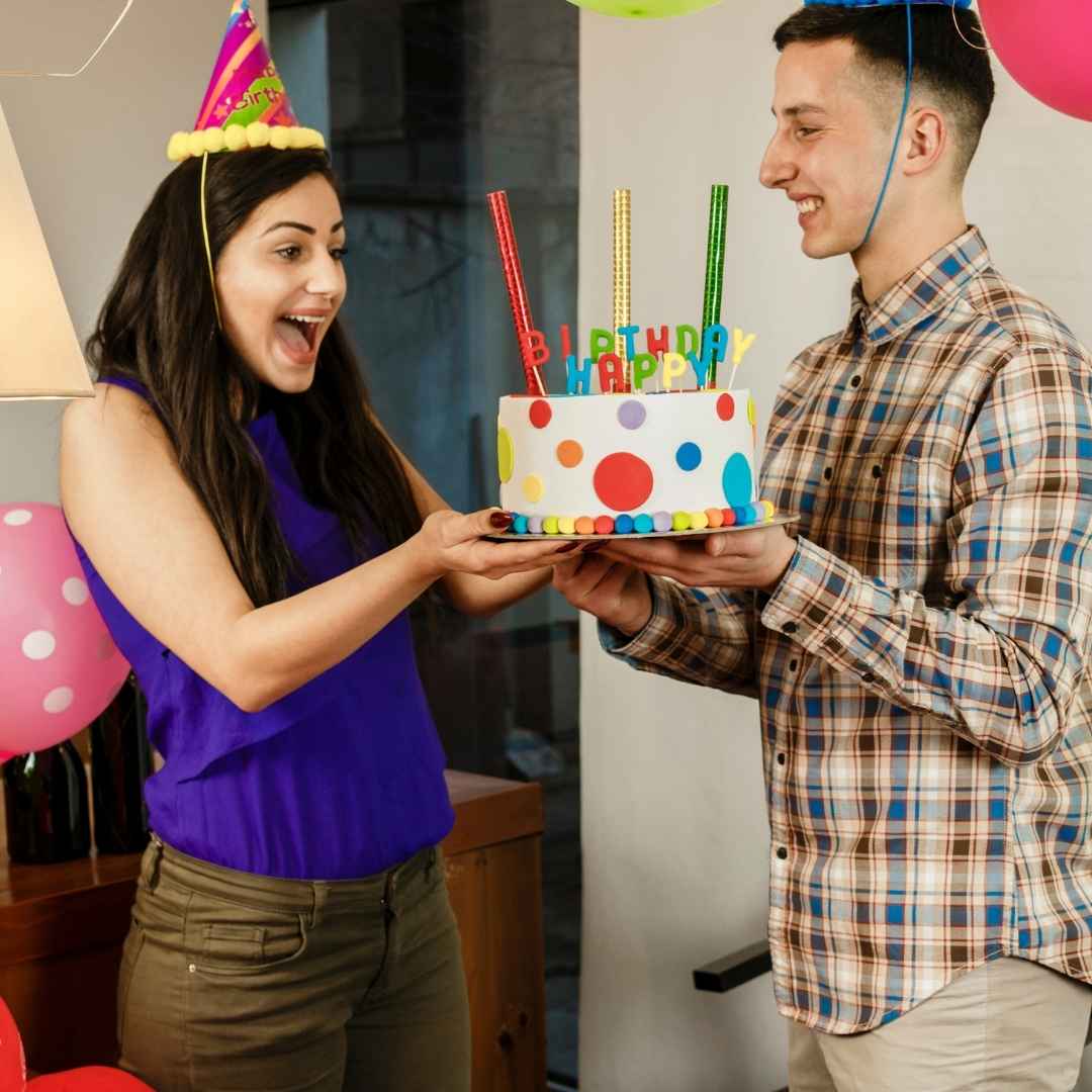 Kue Ulang Tahun untuk Pacar Tercinta yang Bikin Hati Meleleh