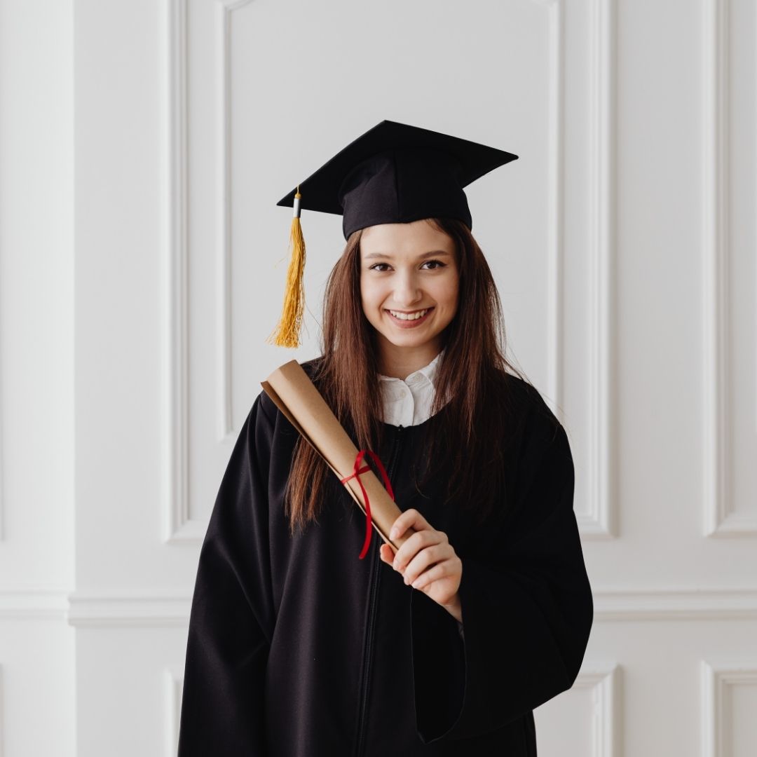 Cari Kado Wisuda? Ini Rekomendasi yang Bisa Kamu Berikan!