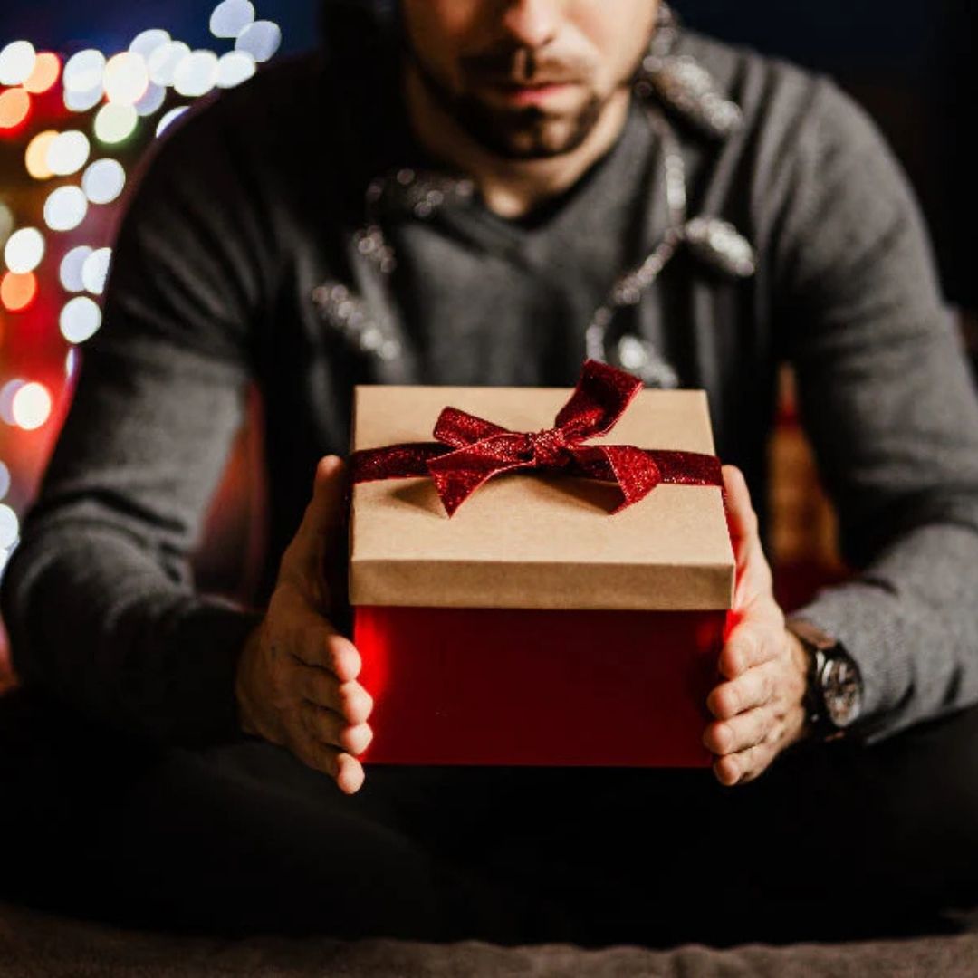 Lagi Bingung Cari Kado untuk Pria? Ini 5 Pilihan Kado Pria Terbaik