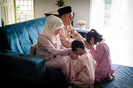 5 Cara Minta Maaf Kepada Orangtua Saat Idul Fitri