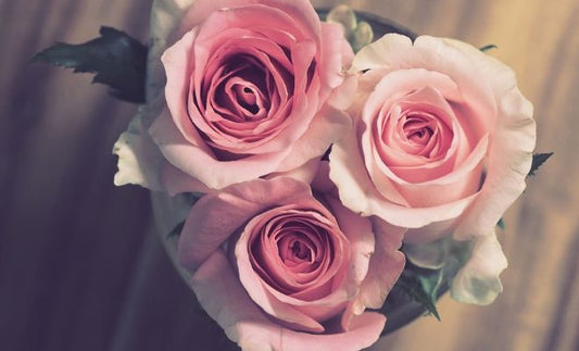 10 Ide Hadiah Romantis Murah Tapi Berkesan untuk Istri atau Pacar