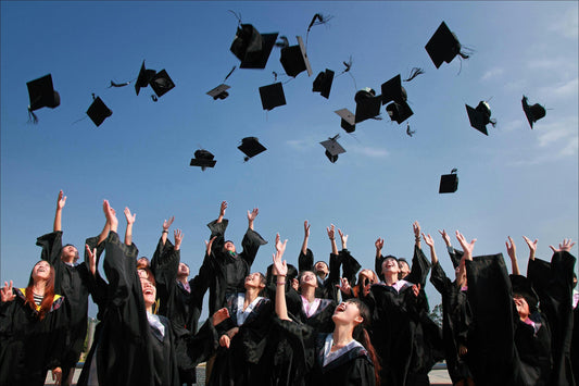 Tips Memilih Buket Bunga untuk Wisuda dan Rekomendasinya