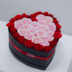 Bunga mawar merah dan pink dalam kotak hati, online florist terpercaya
