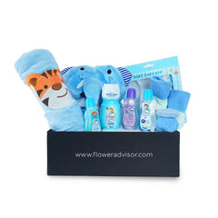Hadiah bayi lucu dengan mainan gajah, handuk harimau, dan perlengkapan mandi. Online florist terpercaya.
