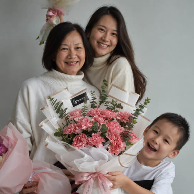 Romantic Carnations Bouquet - Smile For Me