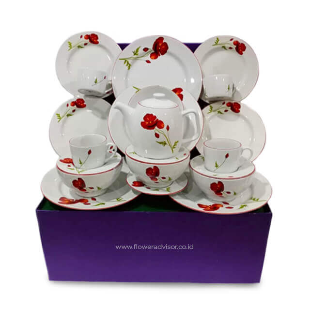 Hampers Piring dan Tea Set - Red Treasure