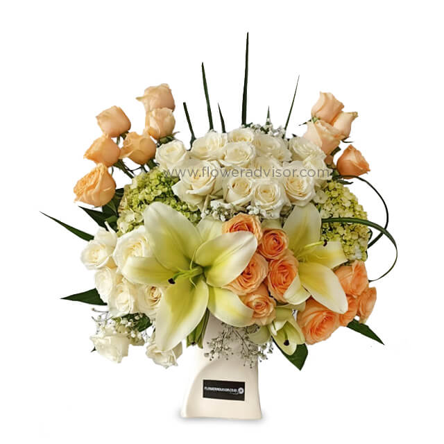 White Valley - Mixed Arrangement with Hydrangea