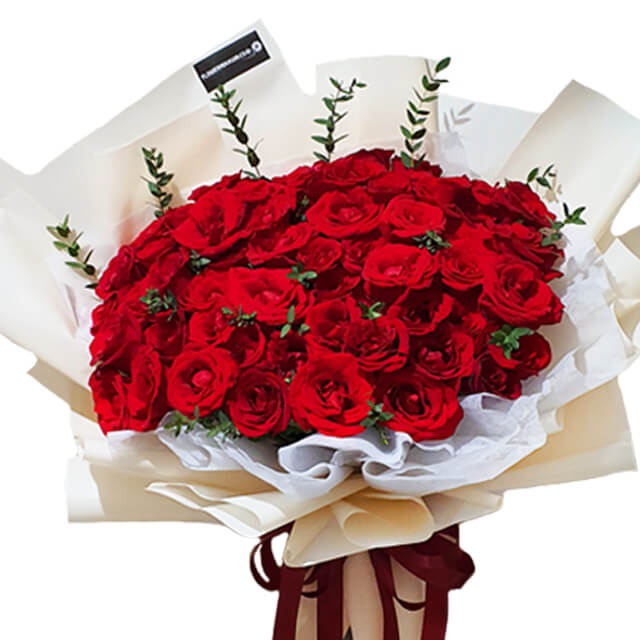 60 Red Roses Bouquet Avarosa