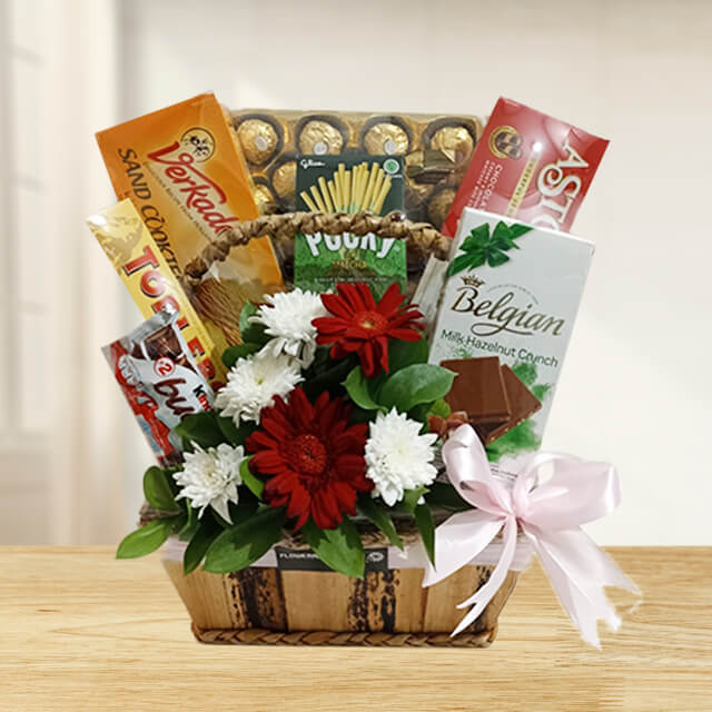Hampers Cokelat dan Bunga - Beautiful Festive