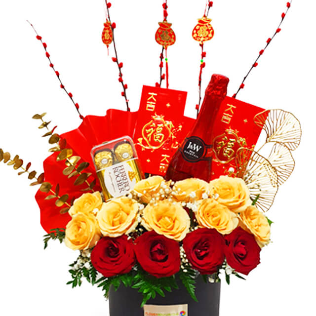 Exclusive Hampers with Ferro Rocher & JW Cocktail - Hampers Imlek