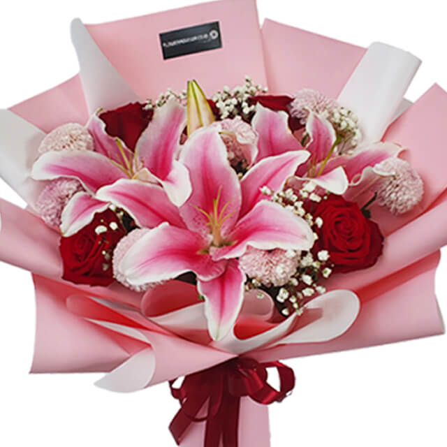 Enchanting Groove - Mixed Bouquet with Poms