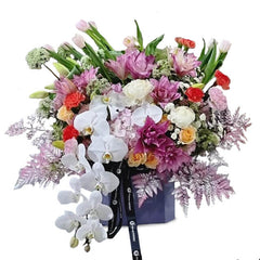 Royal Table Bouquets