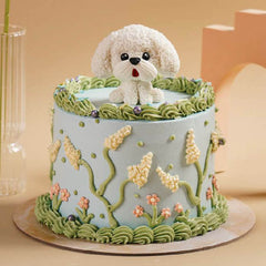 Simple Animal Figurine Cake