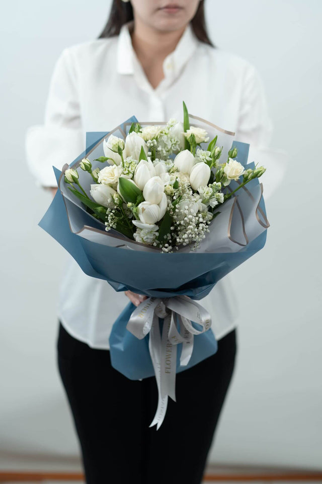 Elina Ethereal Light