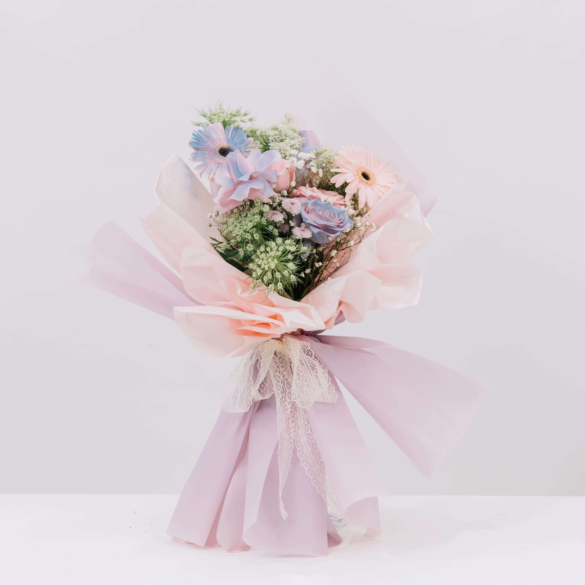 Lumina Elegance Bouquet