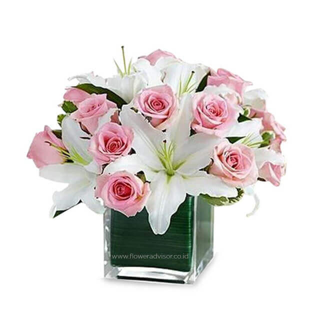 Sweeter Thoughts - Sweet Table Flower