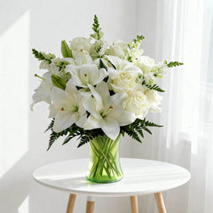 Good Grace - Pure White Vase