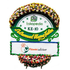 Karangan bunga selamat ulang tahun dari online florist, dekorasi bunga warna-warni untuk perayaan Tokopedia KE-10