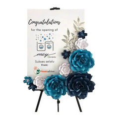 Bunga ucapan selamat pembukaan toko dari online florist dengan rangkaian biru dan putih